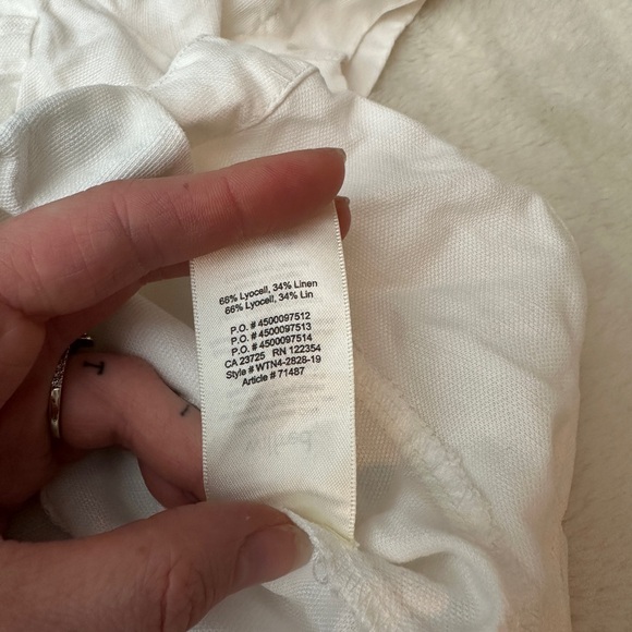 Aritzia Wilfred Janine linen top - Picture 6 of 6